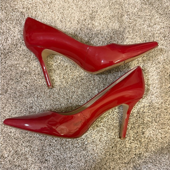 3/$20 Nine West Genuine Leather Red Patent Heels Women’s Sz 9 Office Career Date - Picture 2 of 5